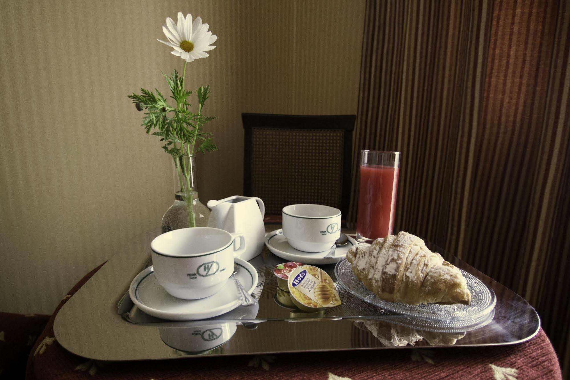 York Hotel โรม ภายนอก รูปภาพ